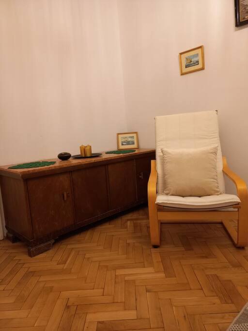 Apartamenty - Mi Stare Miasto Warsaw Exterior photo
